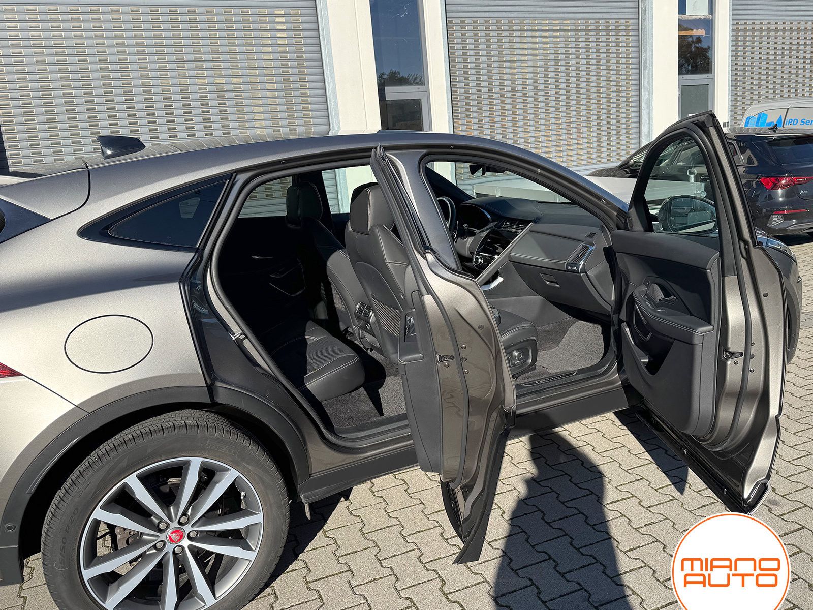 Jaguar E-PACE R-Dynamic S AWD *Mod. 2022|Pano|BlackPack