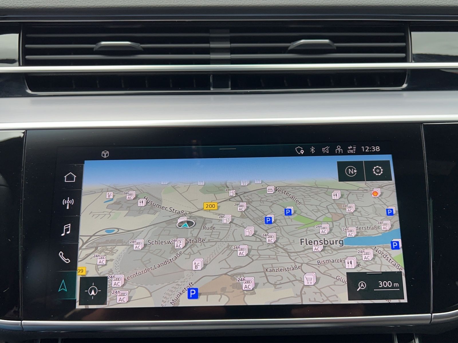 Audi A8 60 TFSI e qu. tiptronic - Samsaru's Car Outlet