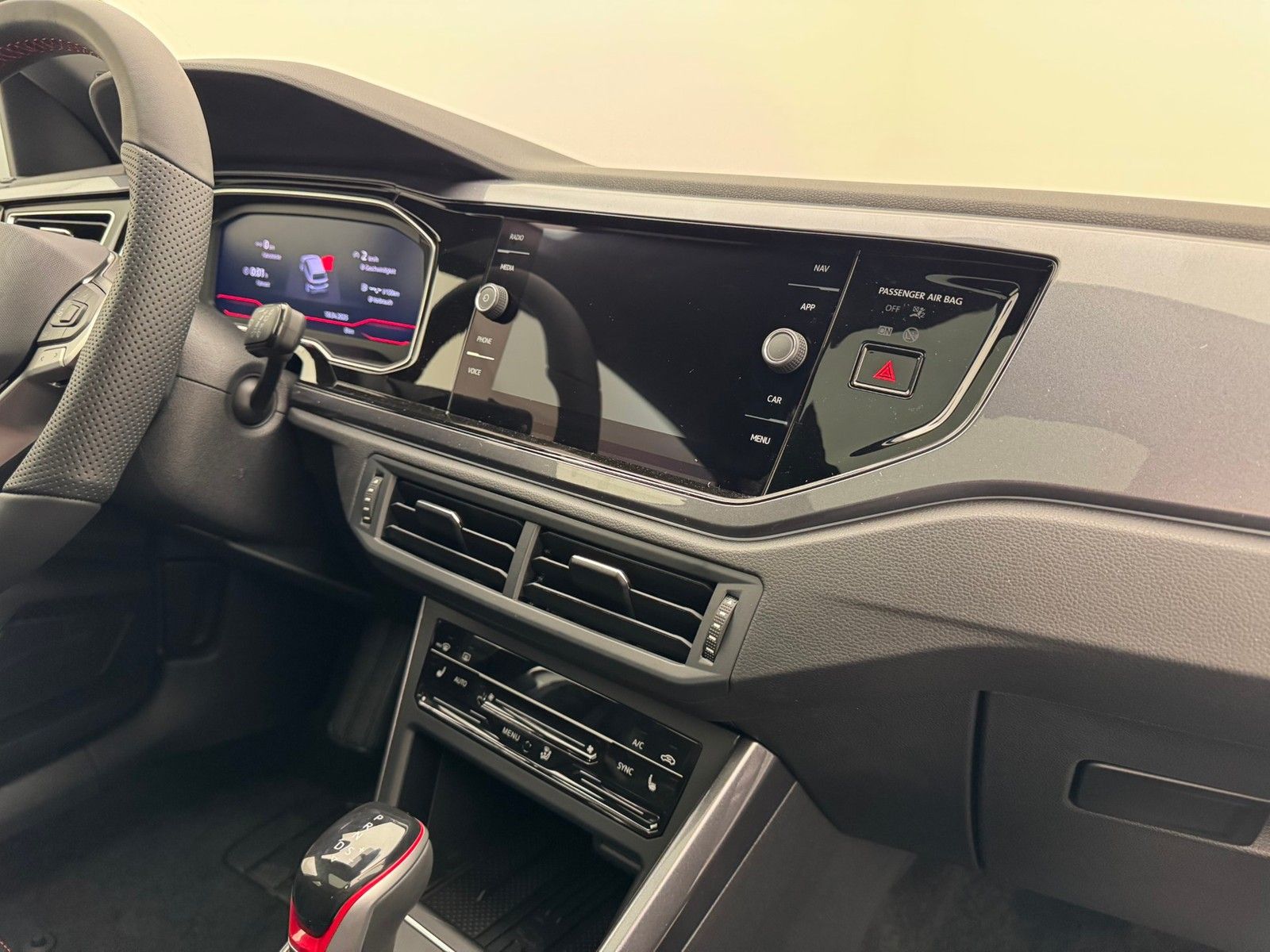 Volkswagen Polo GTI DSG IQ.DriveLederVarennaPanoParkComfort