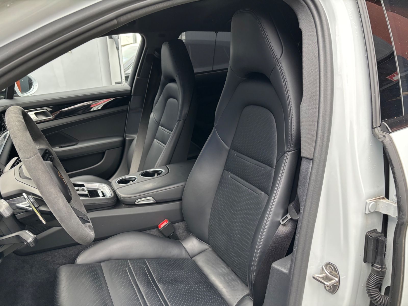 Porsche Panamera 4S E-Hyb SPORT Turis.# INNO! BURMESTER!