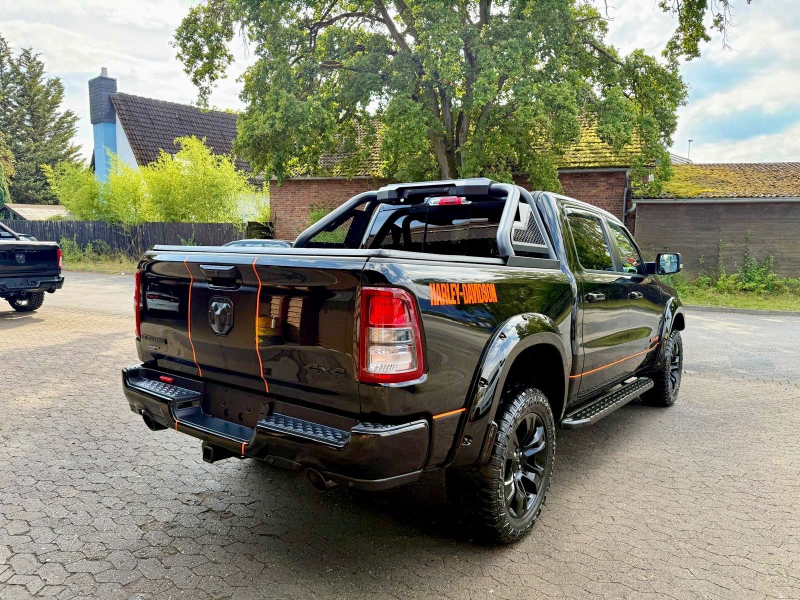 Dodge V8*OFFROAD*LIFT*BÜGEL*LED*4X4*NAVI*AHK*GARANTIE