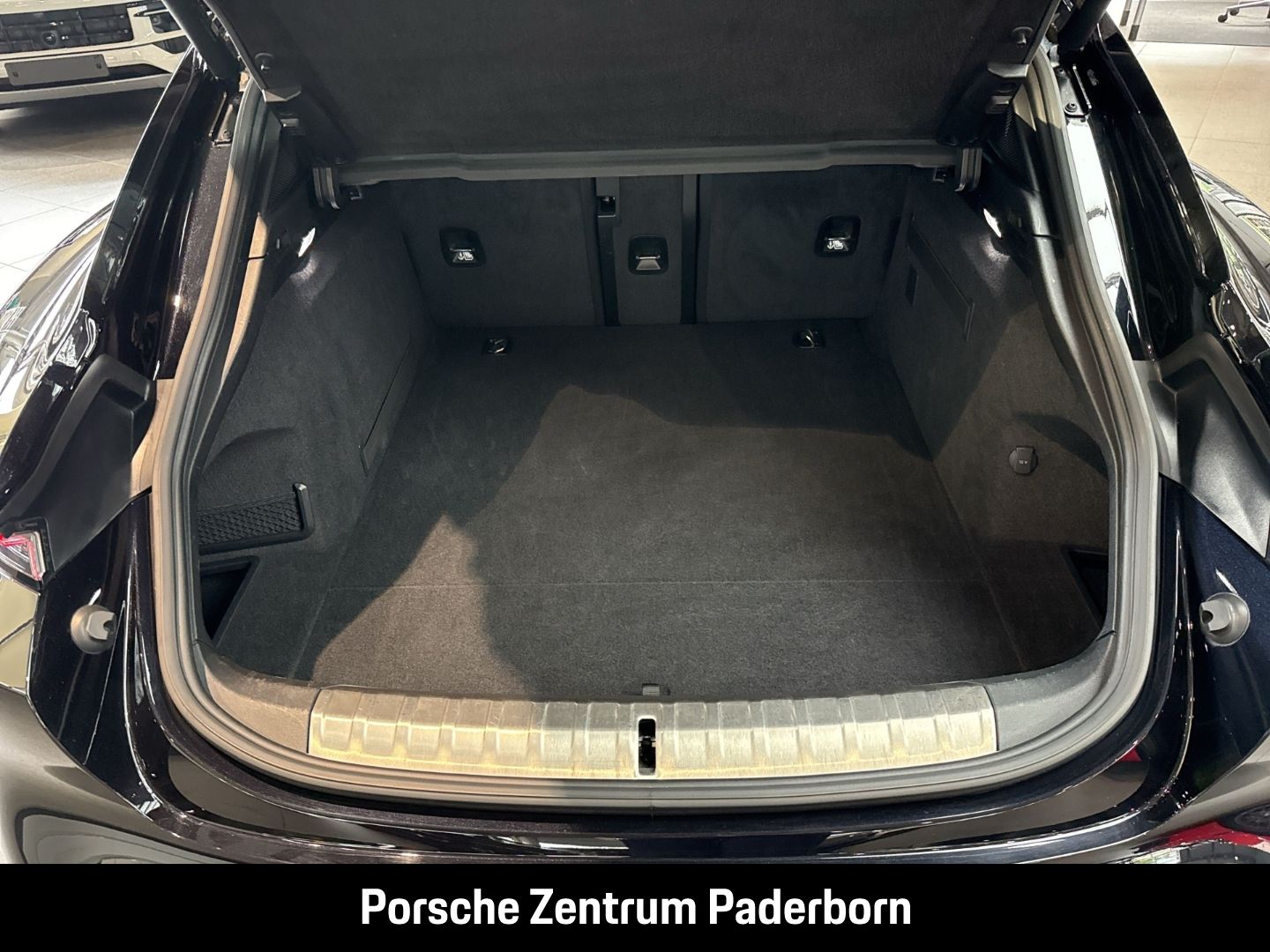Porsche Taycan 4S Cross Turismo InnoDrive Surround-View