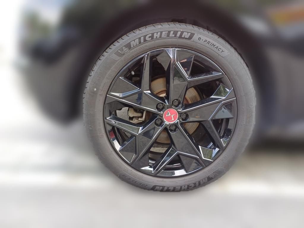 DS Automobiles DS4 Performance Line +
