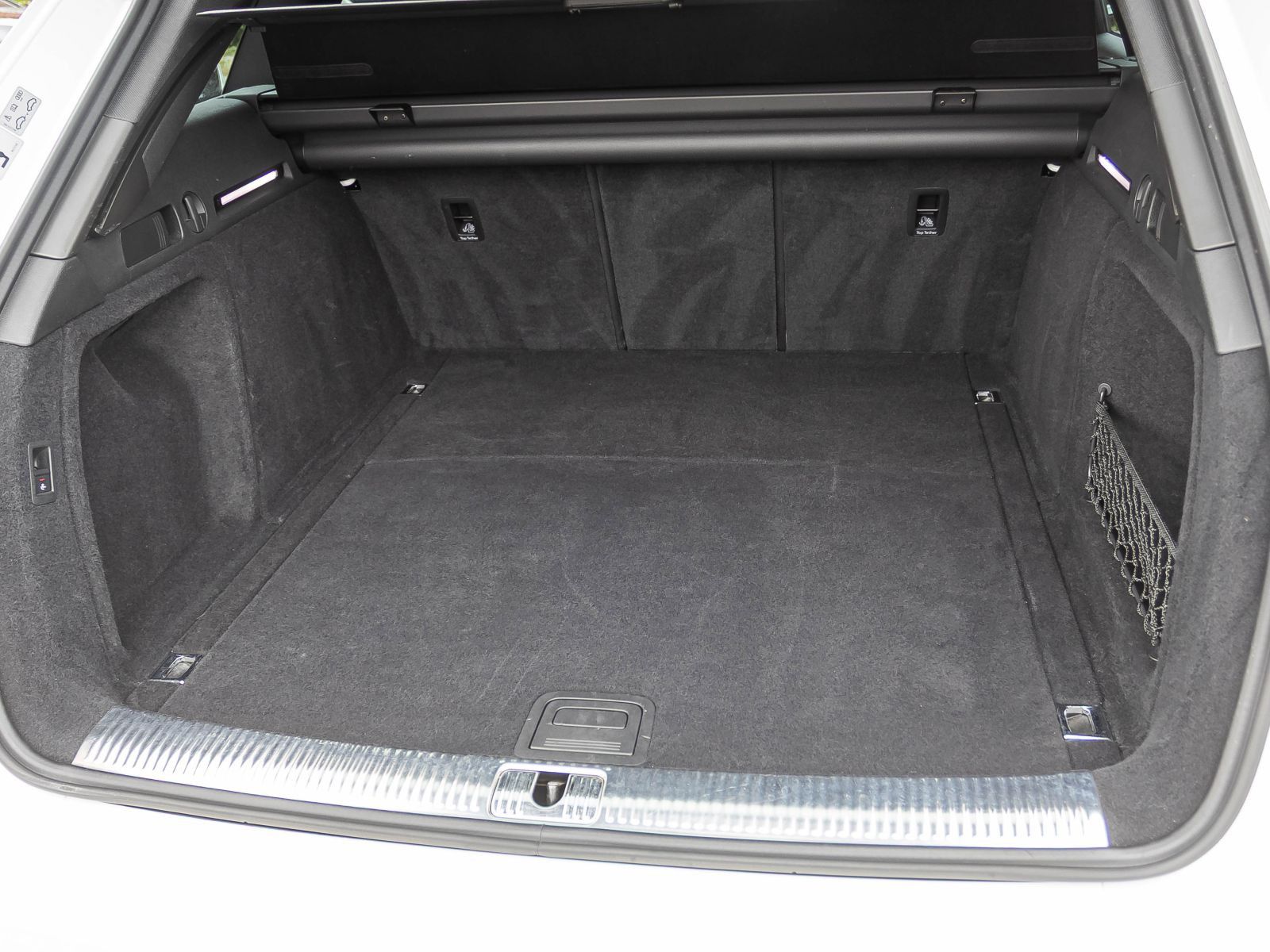 Audi A4 Avant S line 35TFSI - Samsaru's Car Outlet