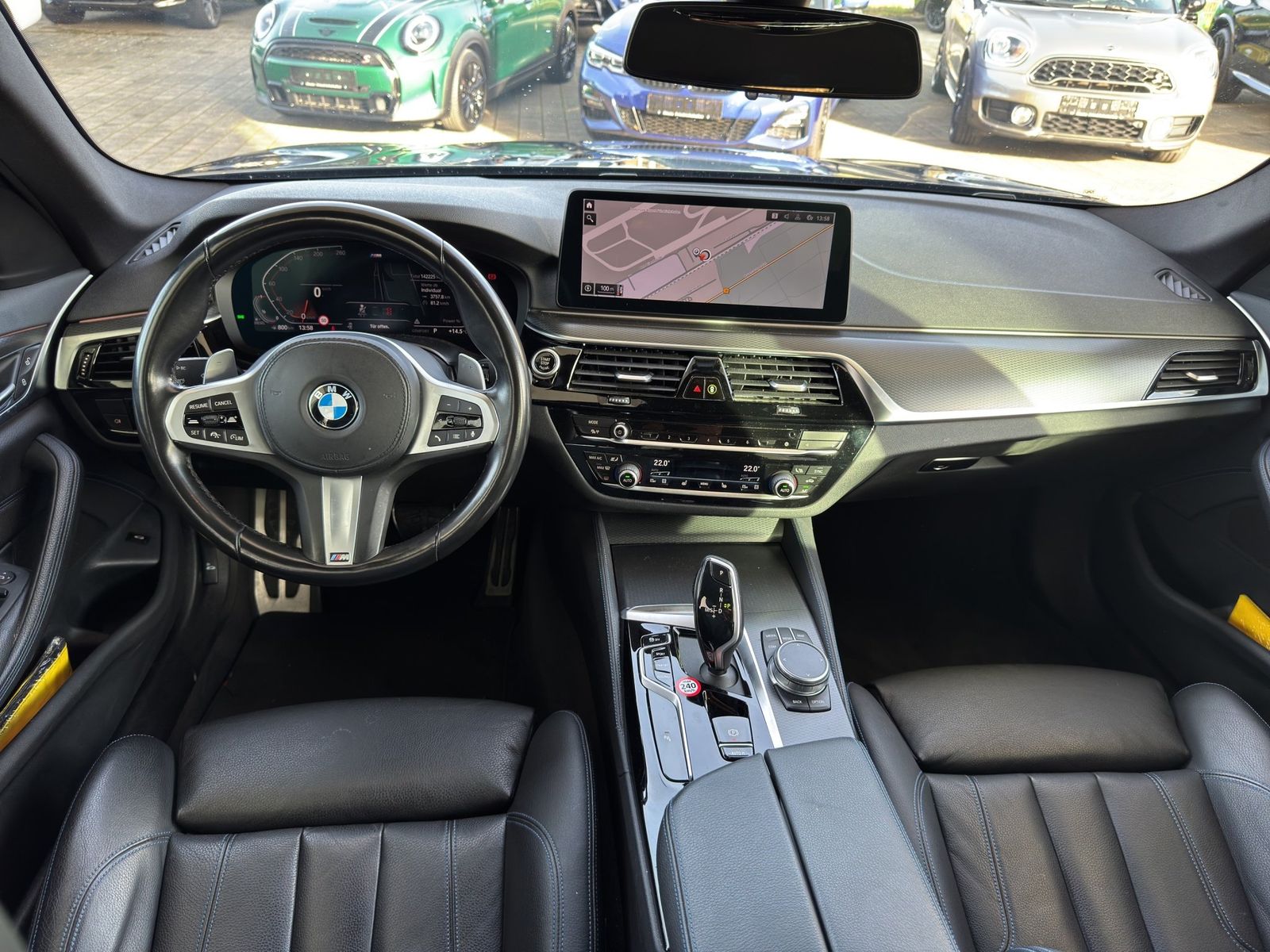 BMW 540d xDrive Limousine M Sport DrivingA. AHK ACC