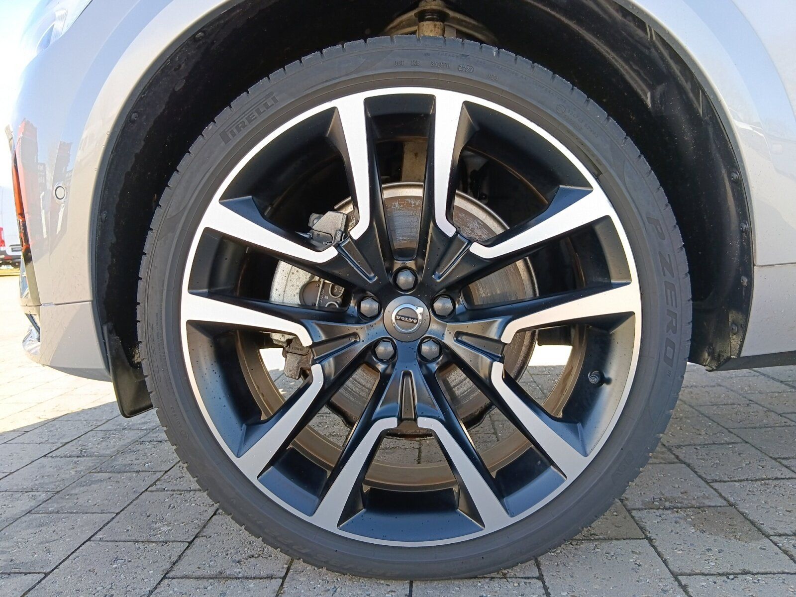 Volvo X 60 B5 AWD Ultimate Dark 360° KAMERA+PANO-DACH+