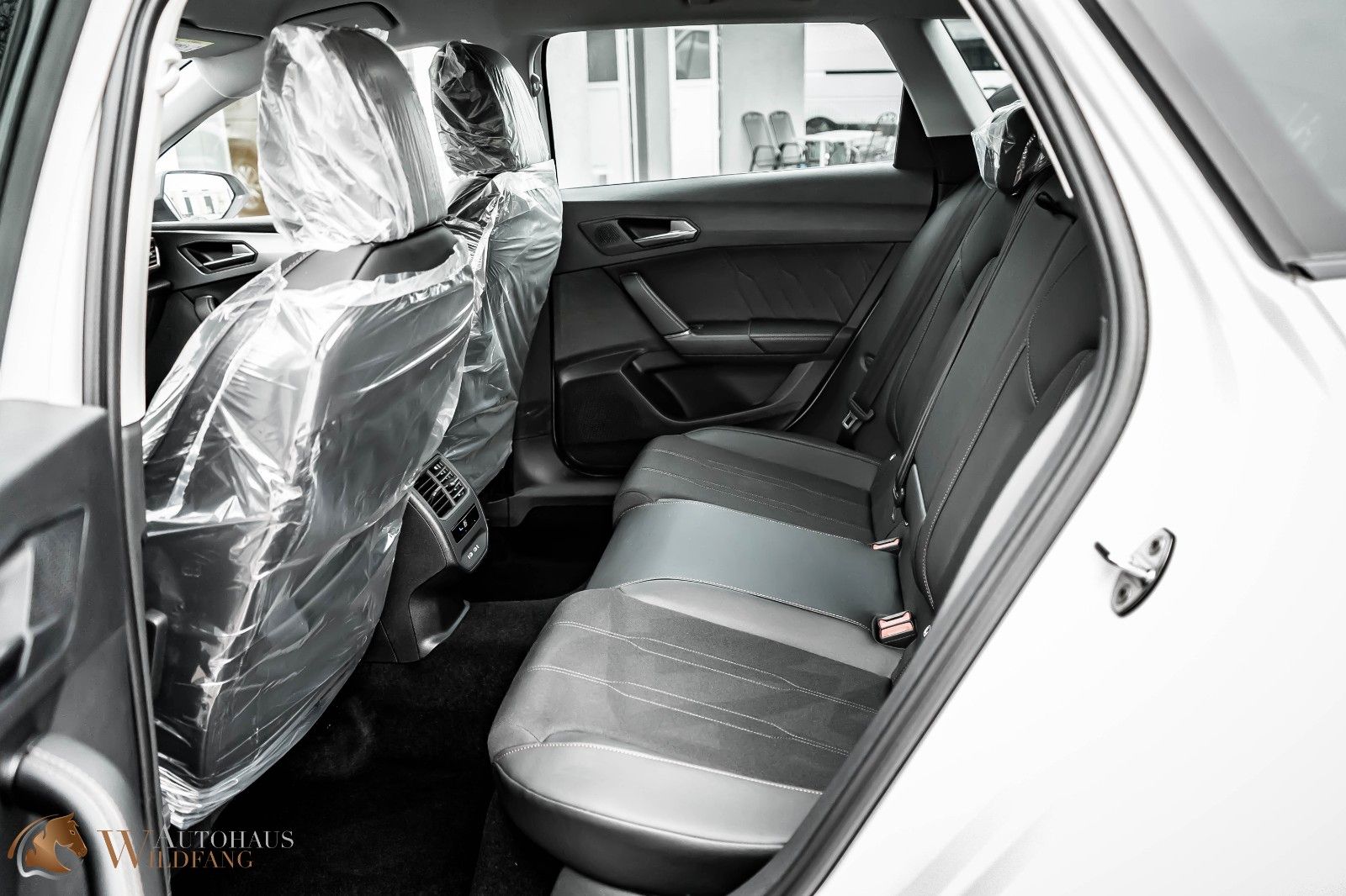 Cupra Leon SB 1.5 eTSI DSG - Samsaru's Car Outlet