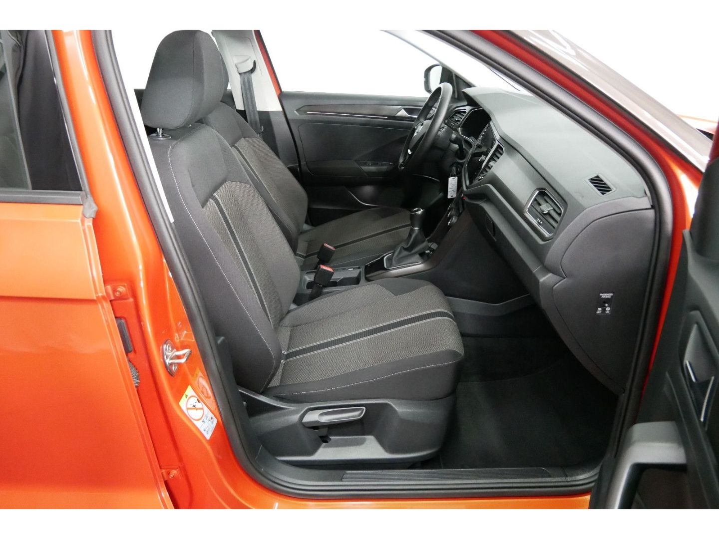 Volkswagen T-Roc Style TSI - Samsaru's Car Outlet