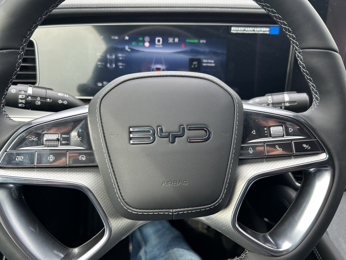 BYD Sealion 7