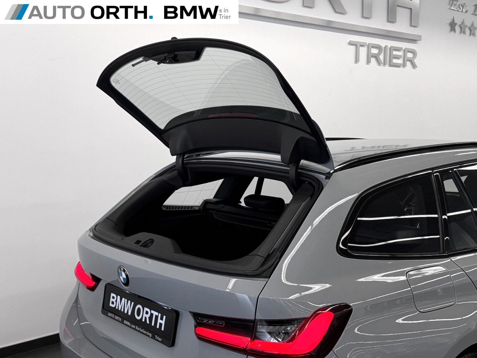 BMW 320d xDrive Touring M-SPORT-PRO HUD ST-HZG AHK