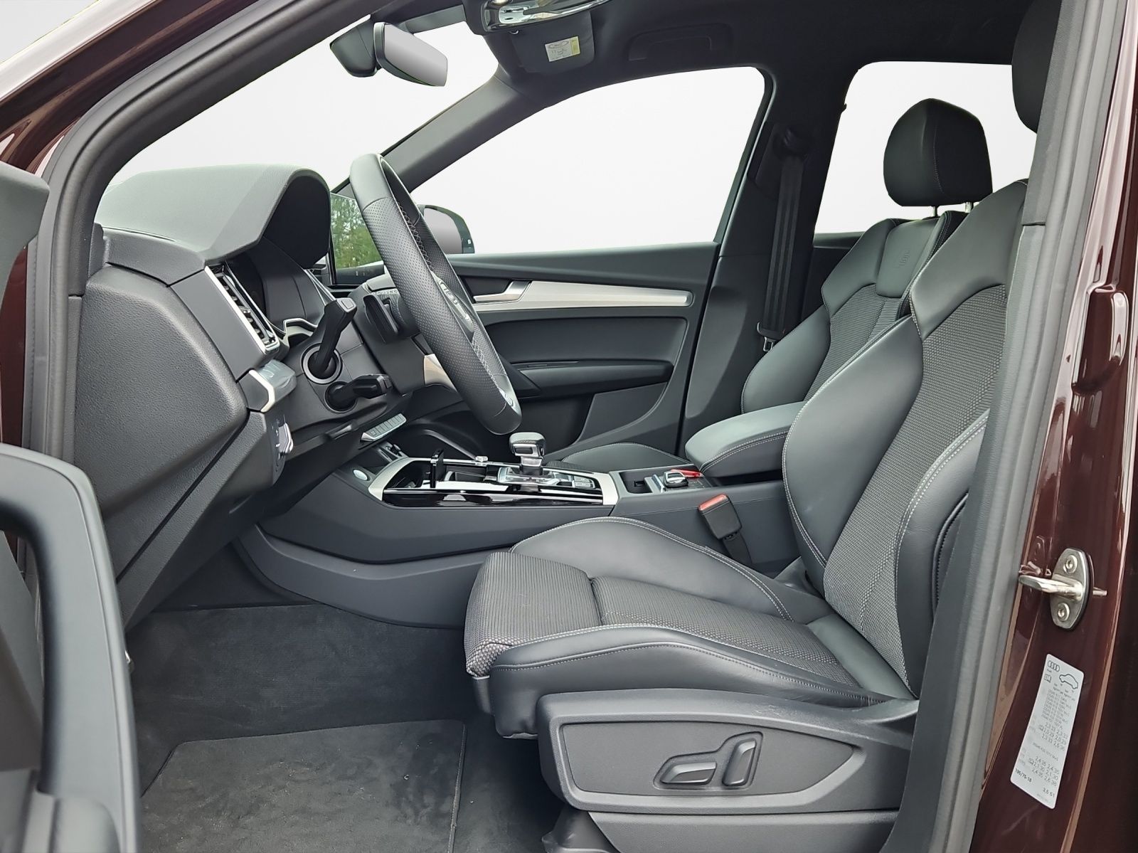 Audi Q5  40 TDI S tronic S line NaviPlus Mtarix AHK 2