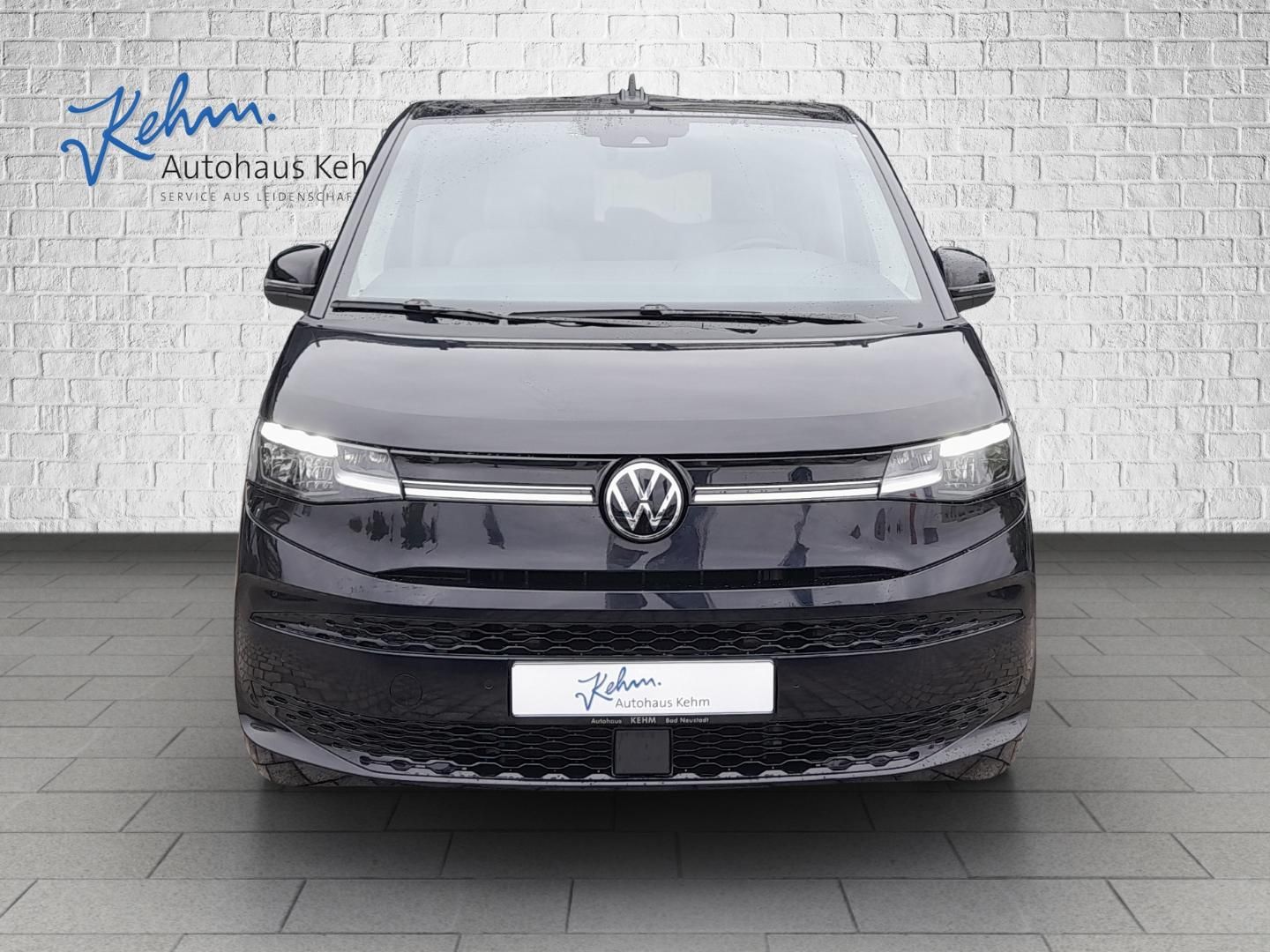 Volkswagen Multivan Life 2.0 TDI - Samsaru's Car Outlet