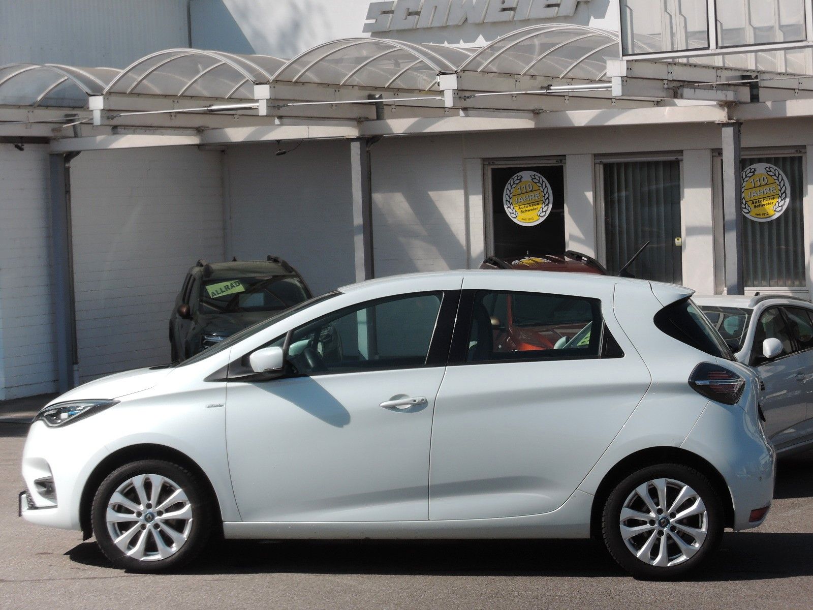 Renault ZOE R135 Z.E.50 Experie. - Samsaru's Car Outlet