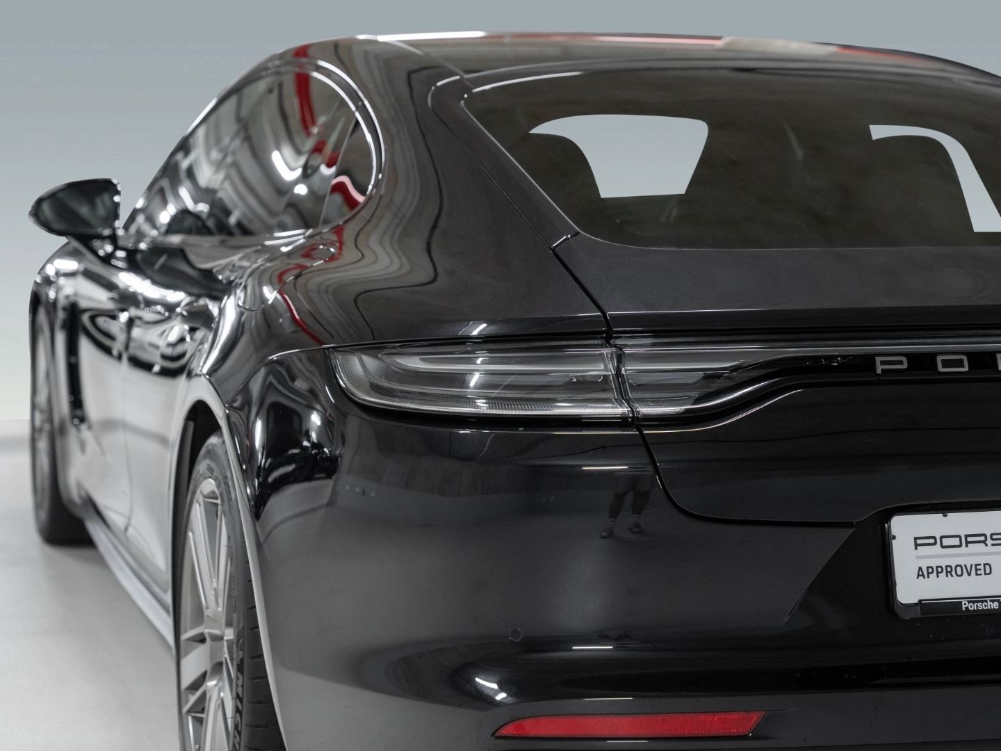 Porsche Panamera 4 E-Hybrid Platinum Edition HeadUp