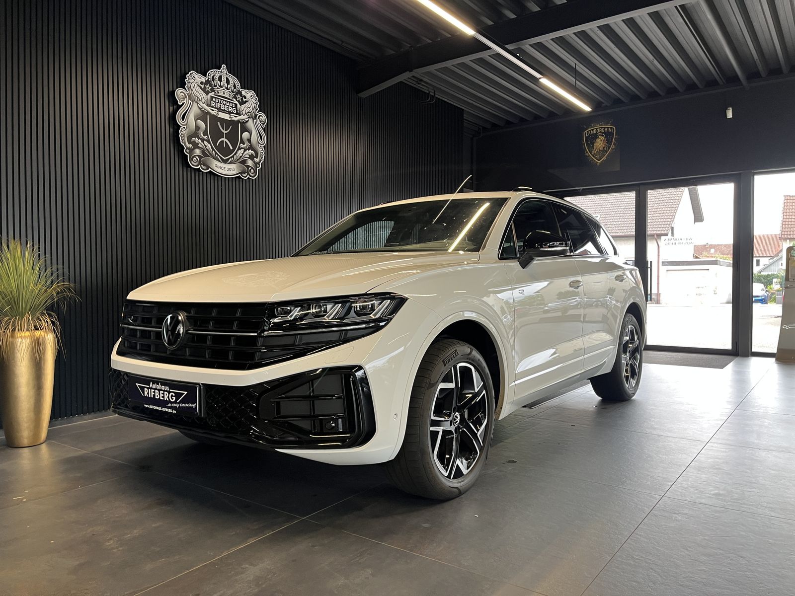 Volkswagen Touareg 3.0 TDI V6 4M R-Line/AHK/PANO/HUD/ACC/20