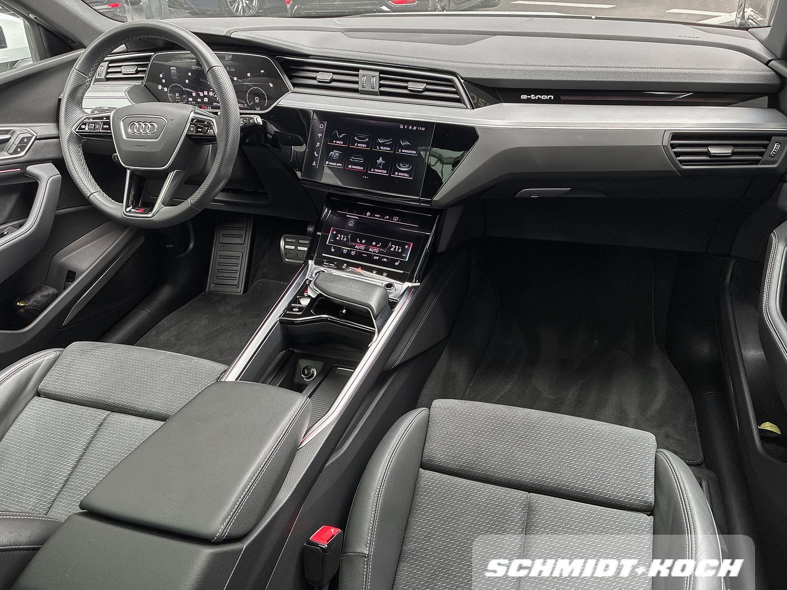Audi Q8 e-tron 55 quattro advanced S-LINE B+O PANO