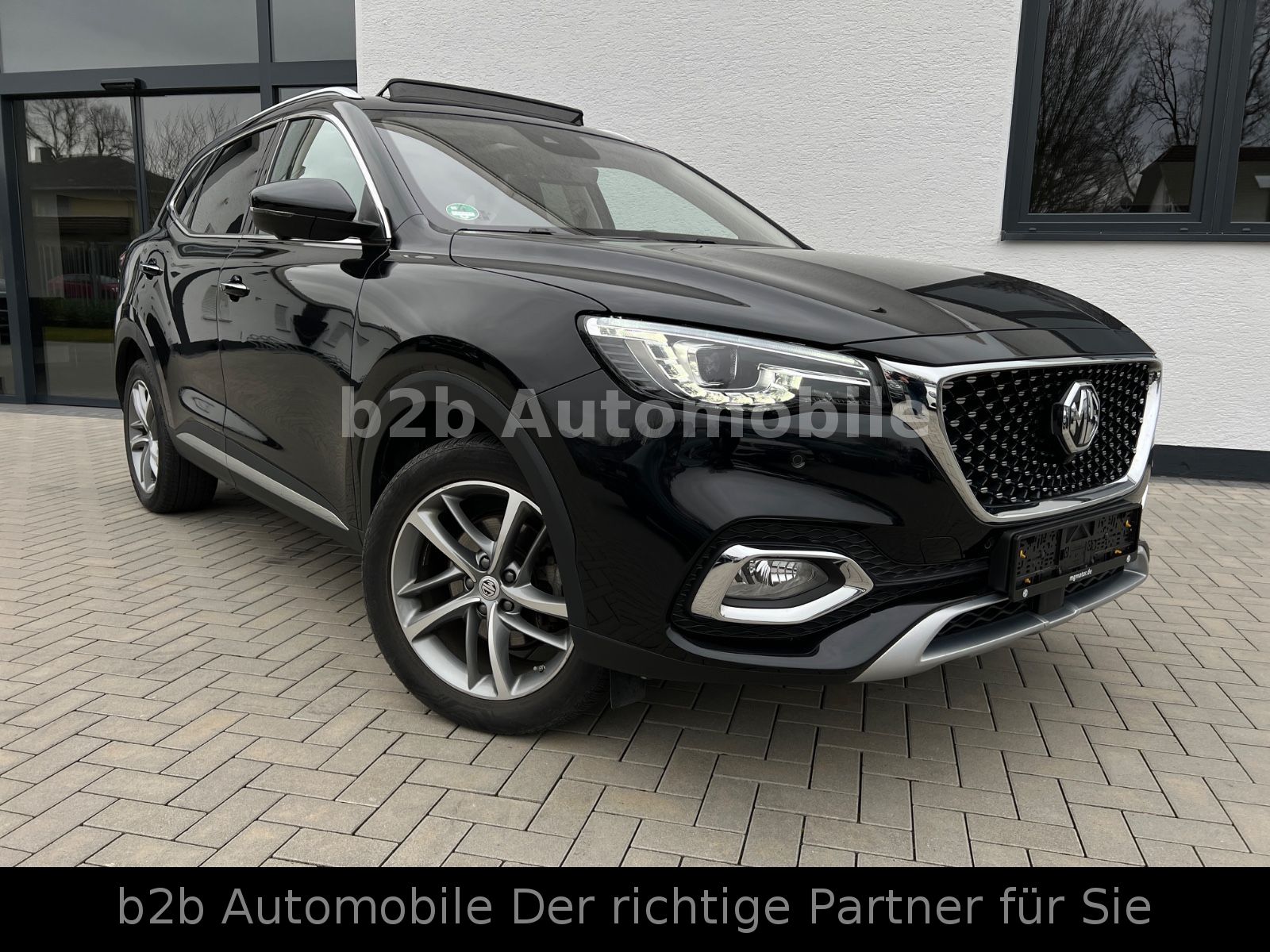 MG EHS Luxury PHEV/Pano/Key/LED/Virtual/18Zoll!!