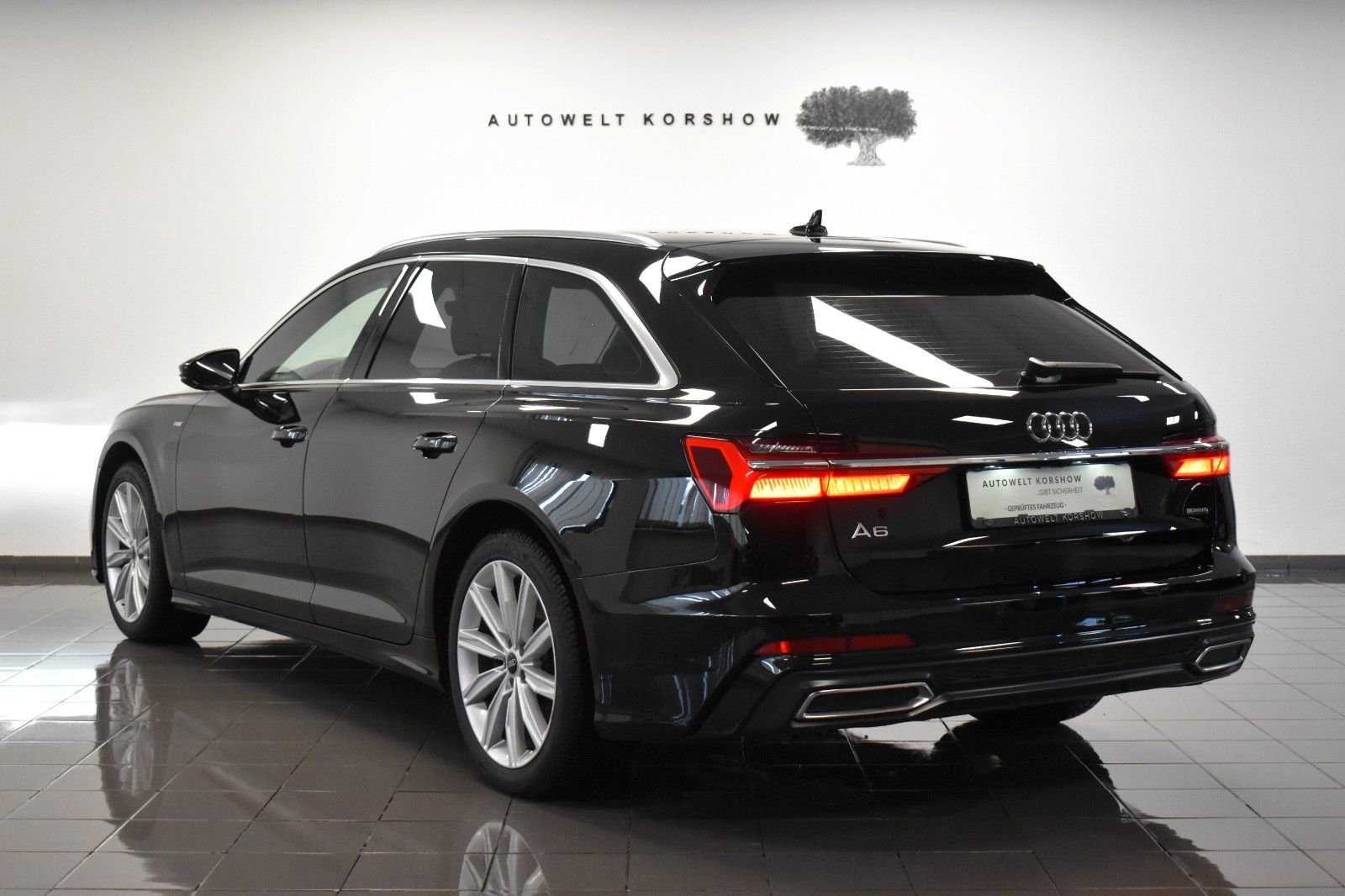 Audi A6 45TFSI quattro S-LINE - Samsaru's Car Outlet