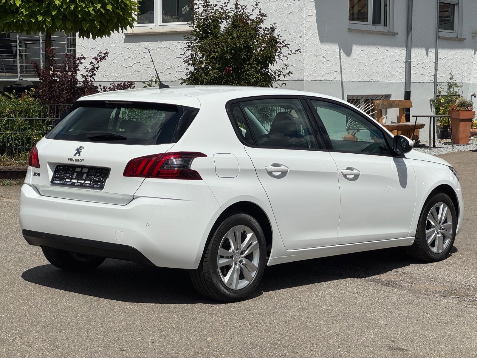 Peugeot 308 Active Pack - Samsaru's Car Outlet
