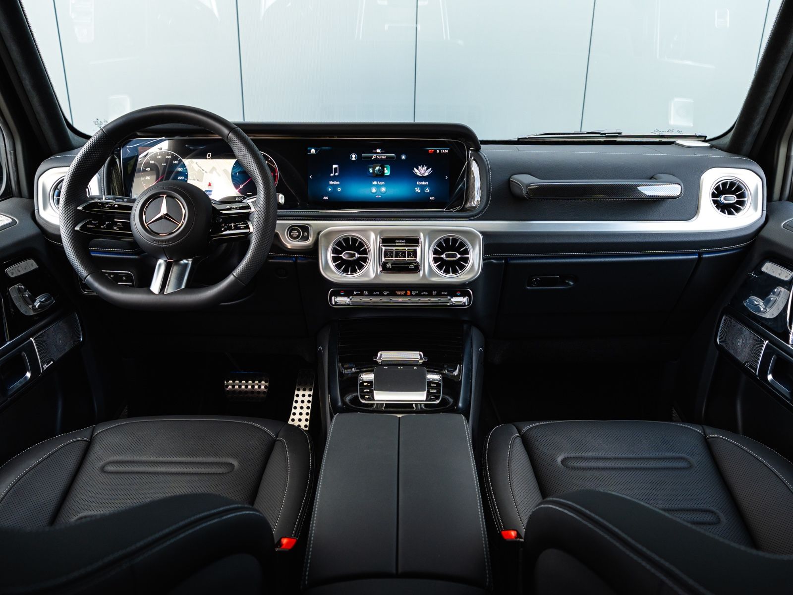 Mercedes-Benz G 450d AMG LINE - Samsaru's Car Outlet