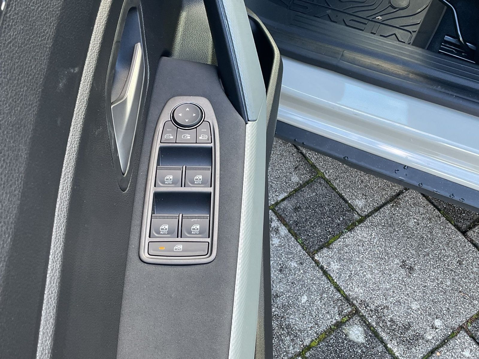 Dacia Duster Dacia Extreme HYBRID 140 - Samsaru's Car Outlet