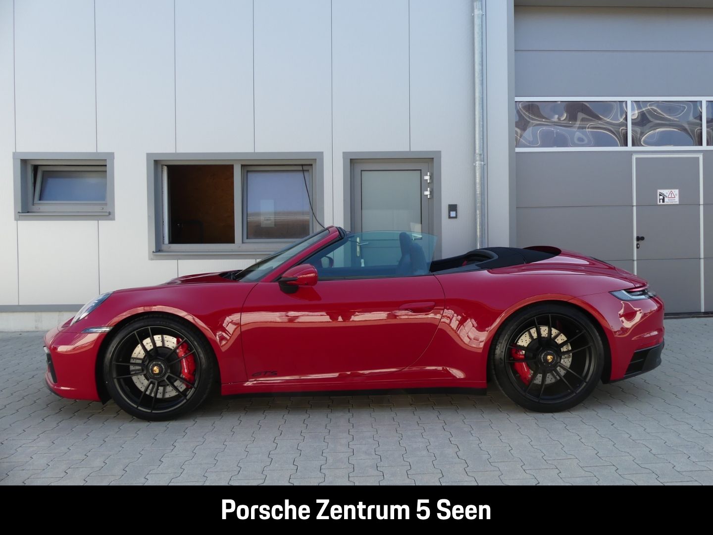 Porsche 992 I Carrera 4 GTS Cabriolet - Samsaru's Car Outlet