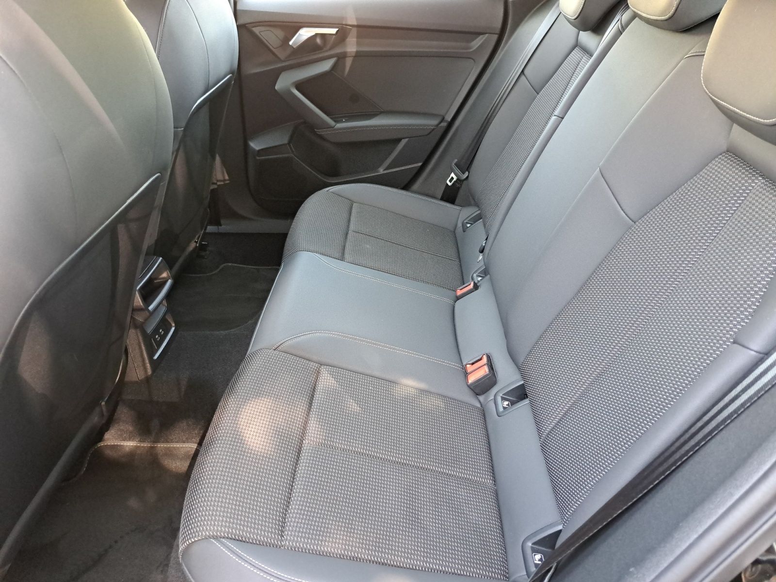 Audi A3 Sportback 30 TDI S tronic - Samsaru's Car Outlet