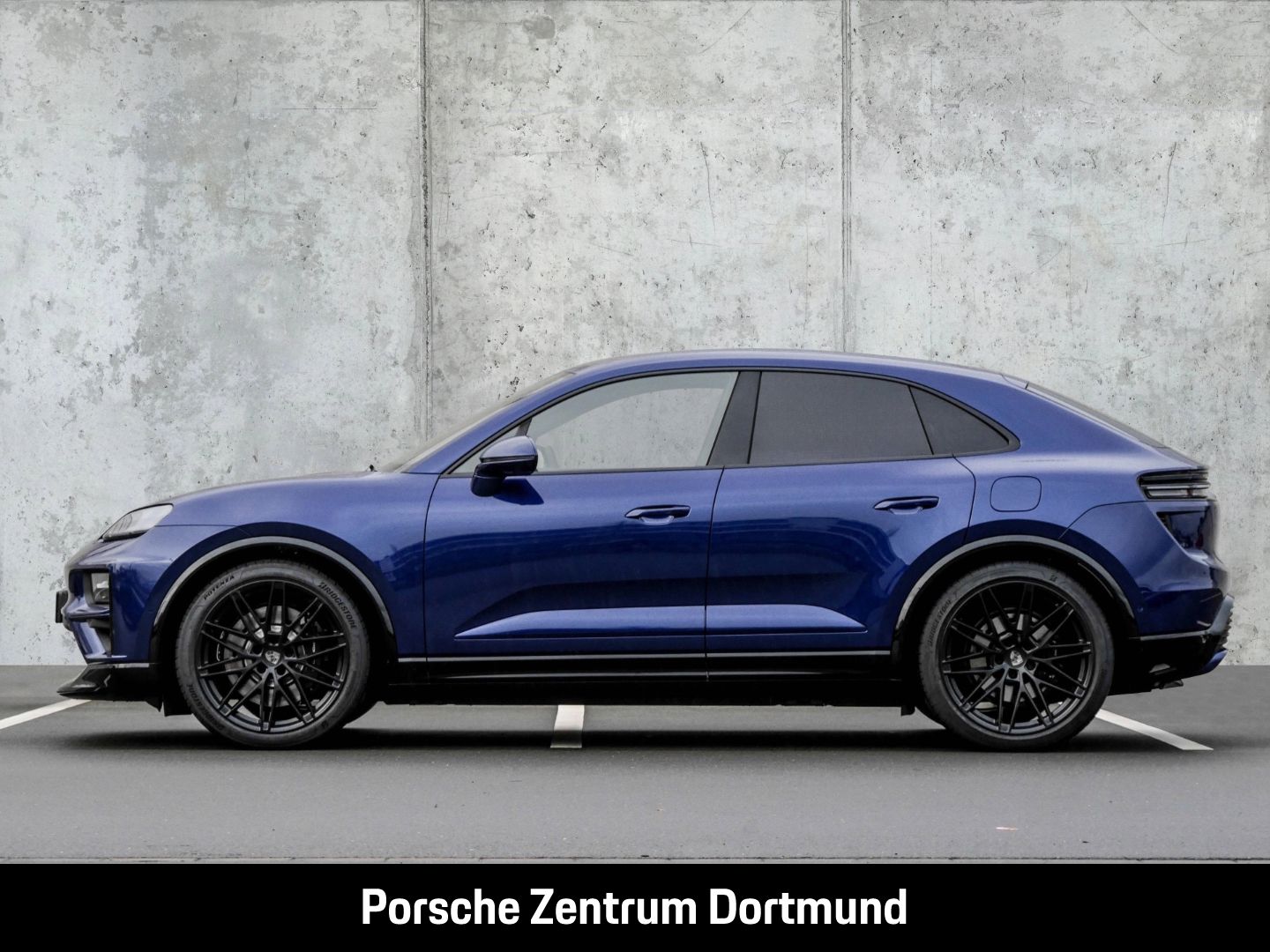 Porsche Macan Turbo BOSE Luftfederung Panorama InnoDrive