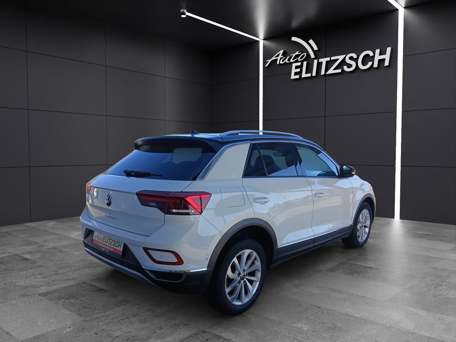Volkswagen T-Roc TDI Style - Samsaru's Car Outlet