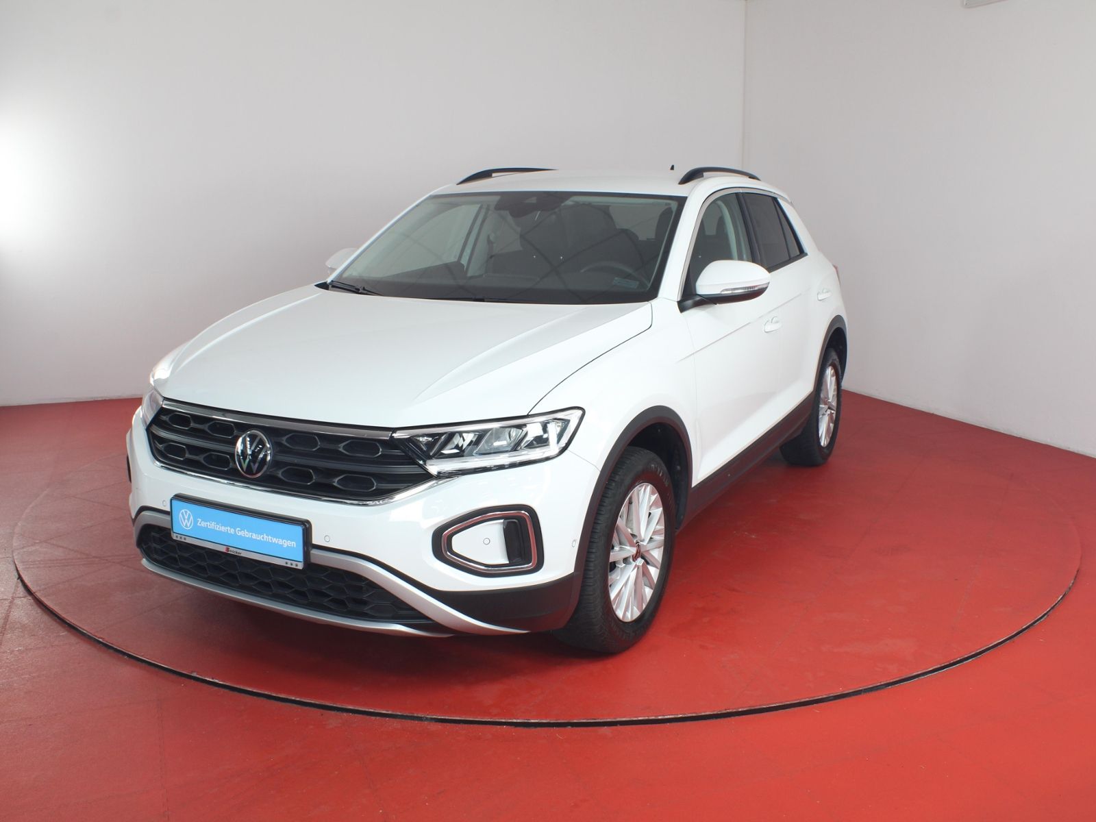 Volkswagen T-ROC Life 1.0TSI - Samsaru's Car Outlet