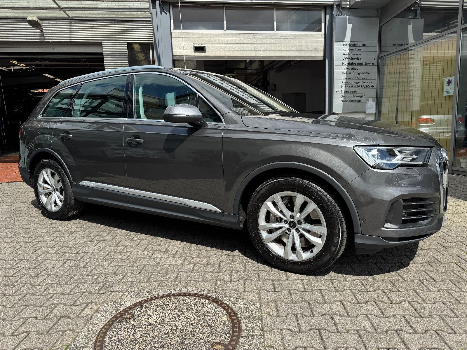 Audi Q7 55 TFSI e quattro Plug-In-Hybrid-AHK-Luftfede