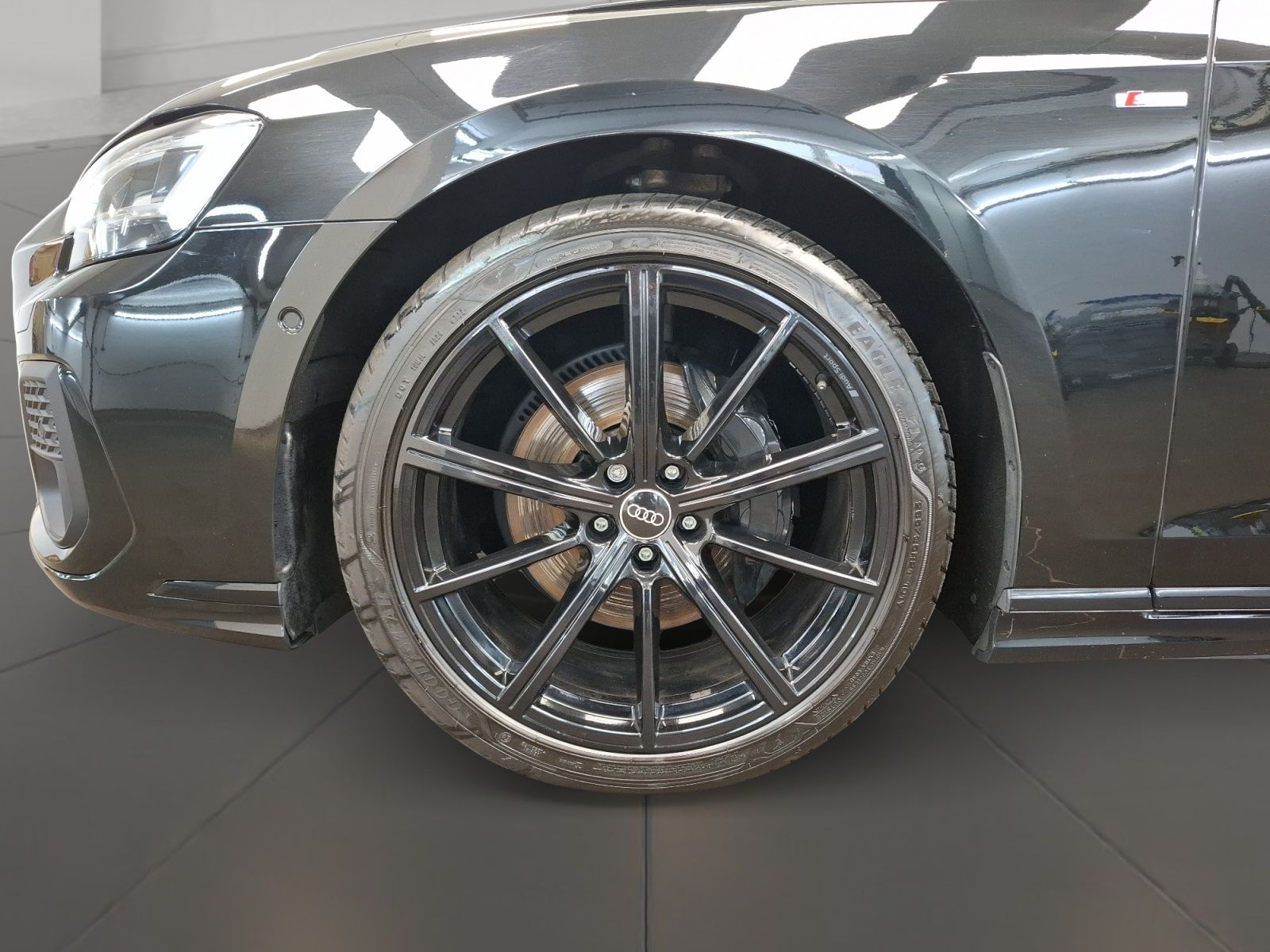 Audi A8 50 TDI quattro Lang S-Line - Samsaru's Car Outlet