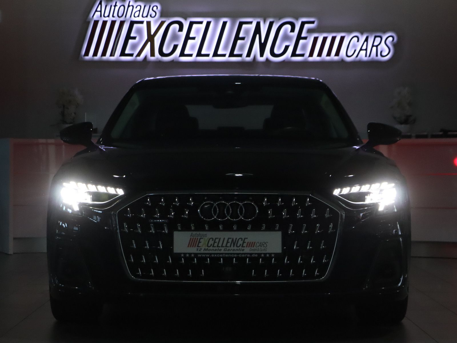 Audi A8 50 TDI QUATTRO VC+HUD - Samsaru's Car Outlet