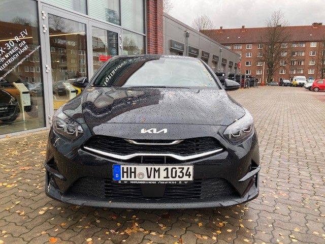 Kia Ceed Nightline - Samsaru's Car Outlet