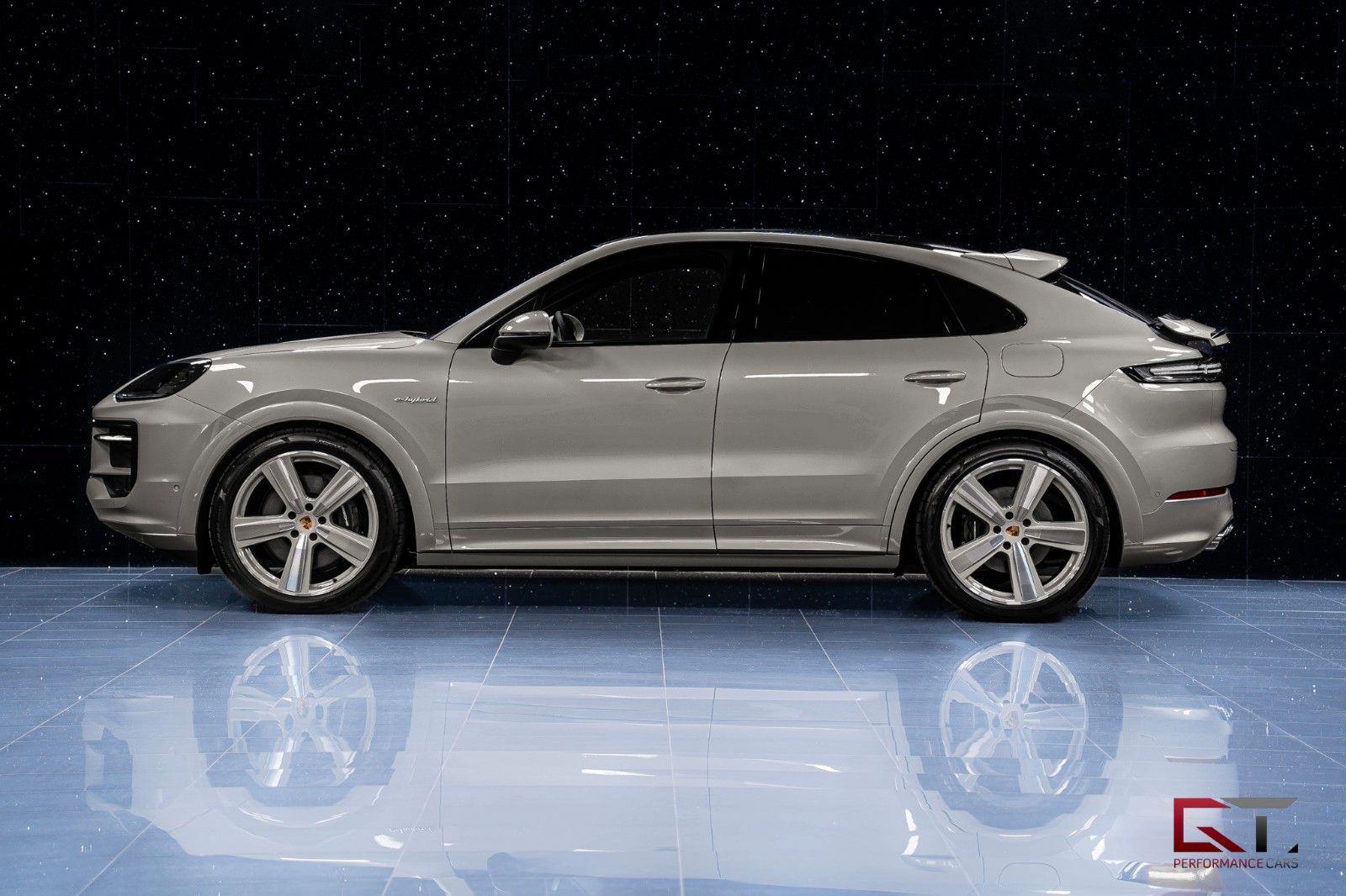 Porsche Cayenne E-Hyb Coupé 2025 SportDesign 75Years 22"