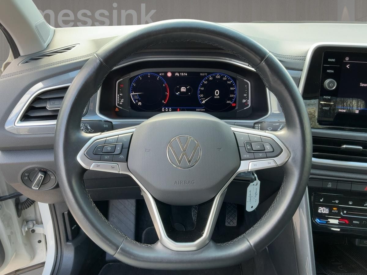 Volkswagen T-Roc 1.0 TSI Style - Samsaru's Car Outlet
