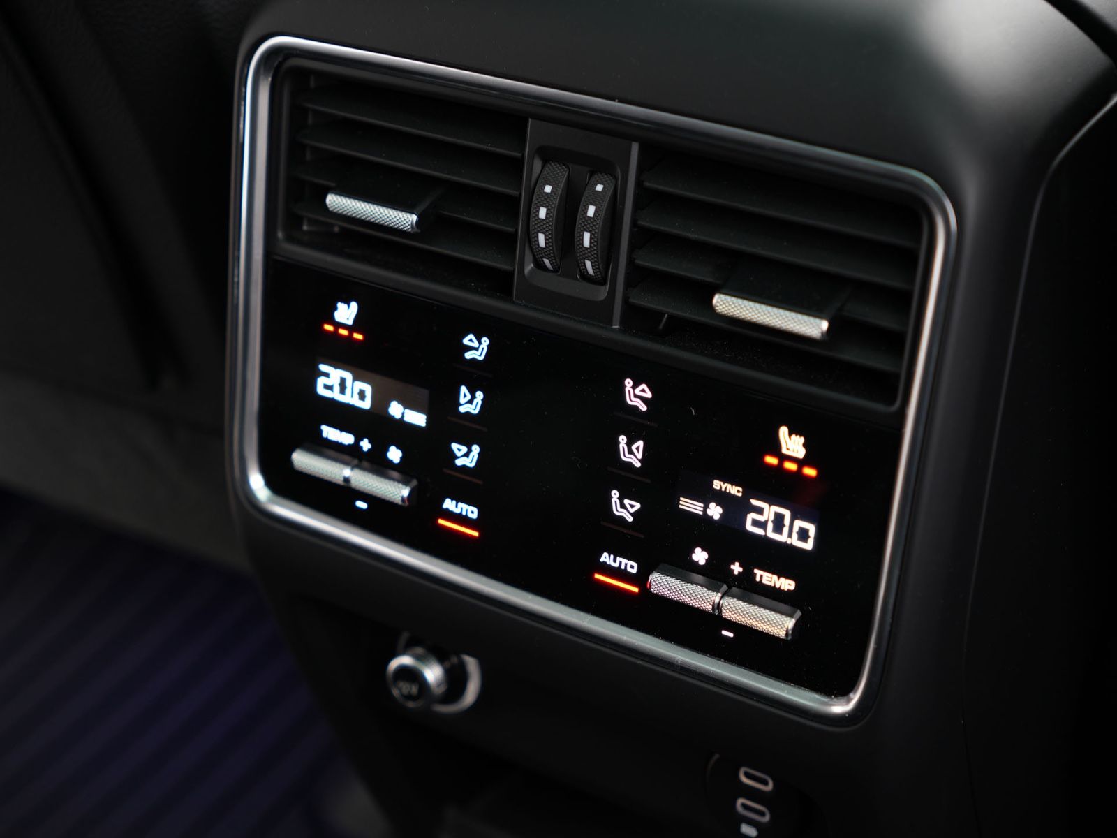Porsche E-Hybrid MY24-INNODRIVE-ACC-LUFTF.-PANO-BOSE-RS