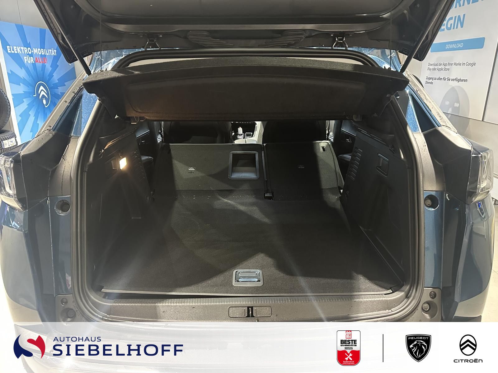 Peugeot 3008 Allure Hybrid 225 e-EAT8