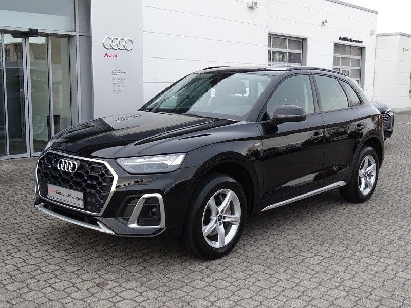 Audi Q5 40 TDI S Line quattro - Matrix / AHZV