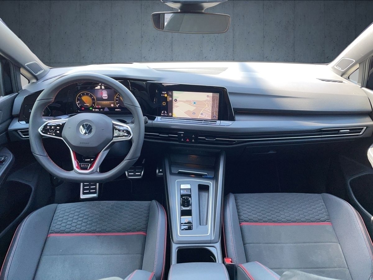Volkswagen Golf GTI Clubsport 2.0 TSI DSG - Samsaru's Car Outlet