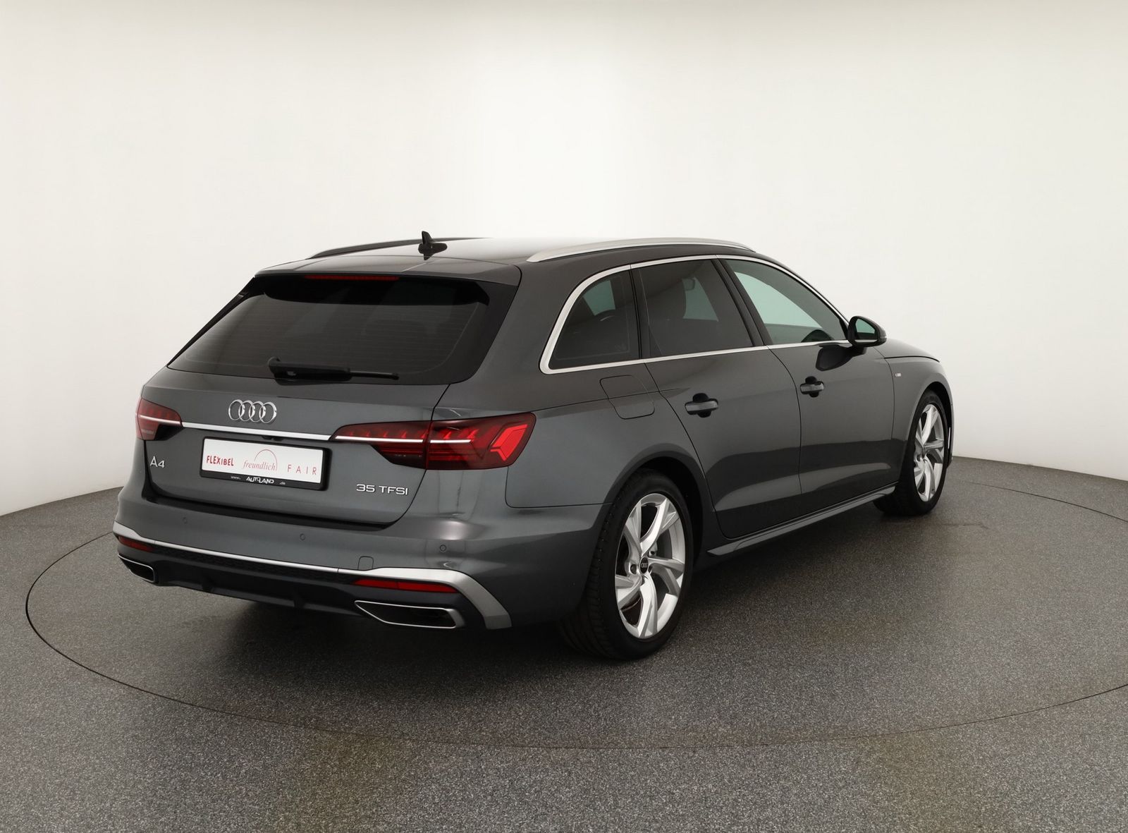 Audi A4 Avant 35 TFSI S-Line - Samsaru's Car Outlet