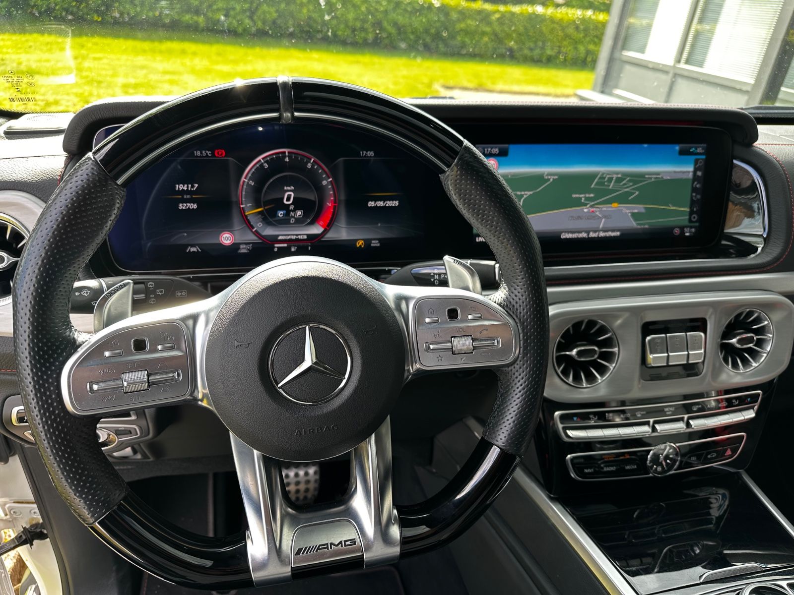 Mercedes-Benz G 63 AMG - Samsaru's Car Outlet