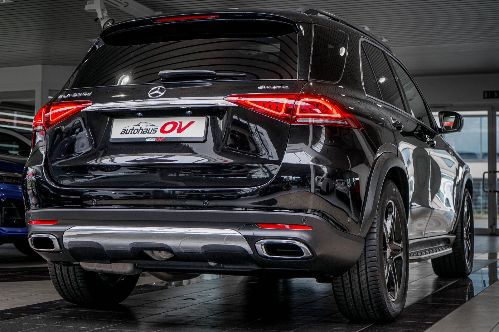 Mercedes-Benz GLE 300d 4M*Exclusive*3xTV*360*Distr*Pano*7xSitz