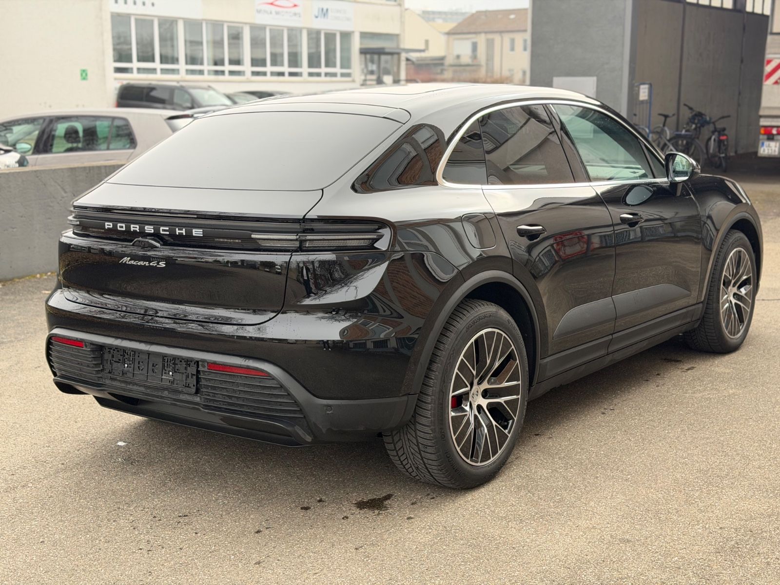 Porsche Macan Electric 4 S Pano Air Matrix LED Bose ACC