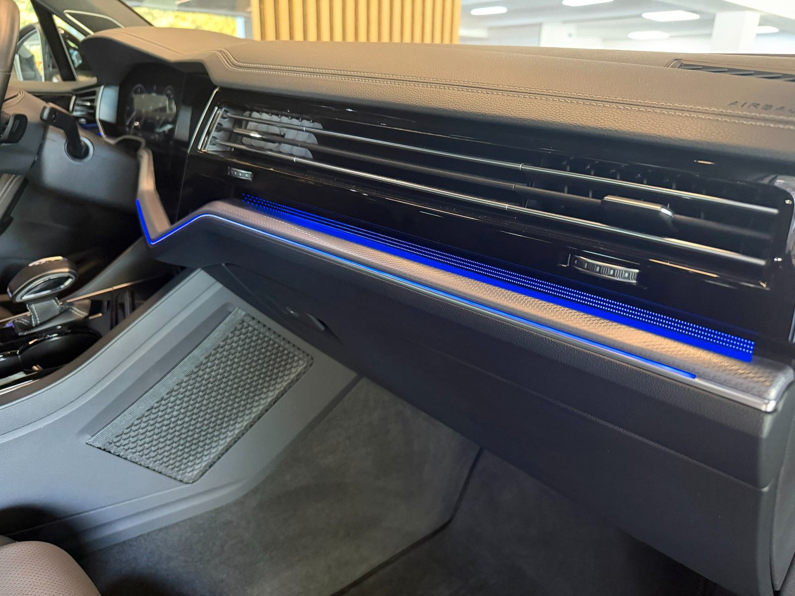 Volkswagen Touareg R-Line 4Motion*GARANTIE*ALLWETTER*VOLL*