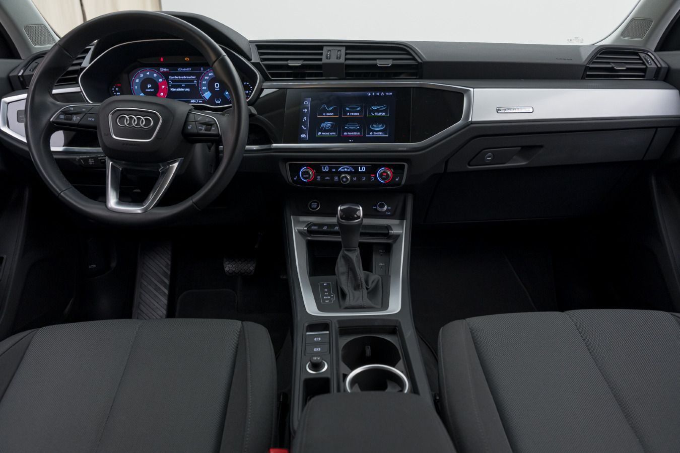 Audi Q3 Sportback 40 TFSI S-TRO - Samsaru's Car Outlet