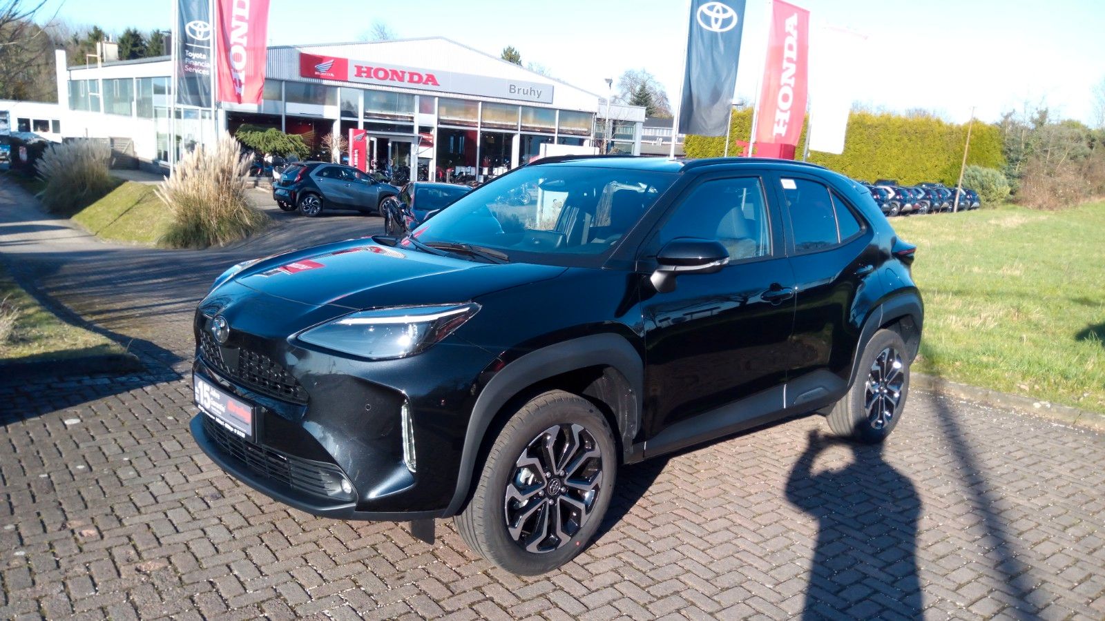 Toyota Yaris Cross 1,5-l-VVT-iE Teamplayer Safety P. V