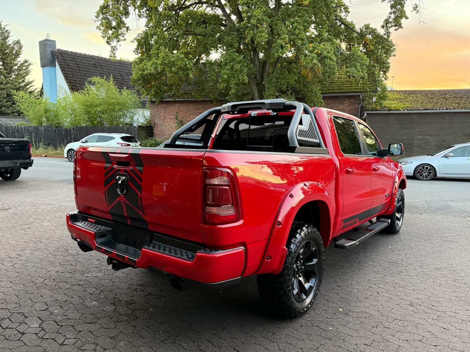 Dodge V8*SPORT*LIFT*4X4*AHK*LED*OFFROAD*NAVI*GARANTIE