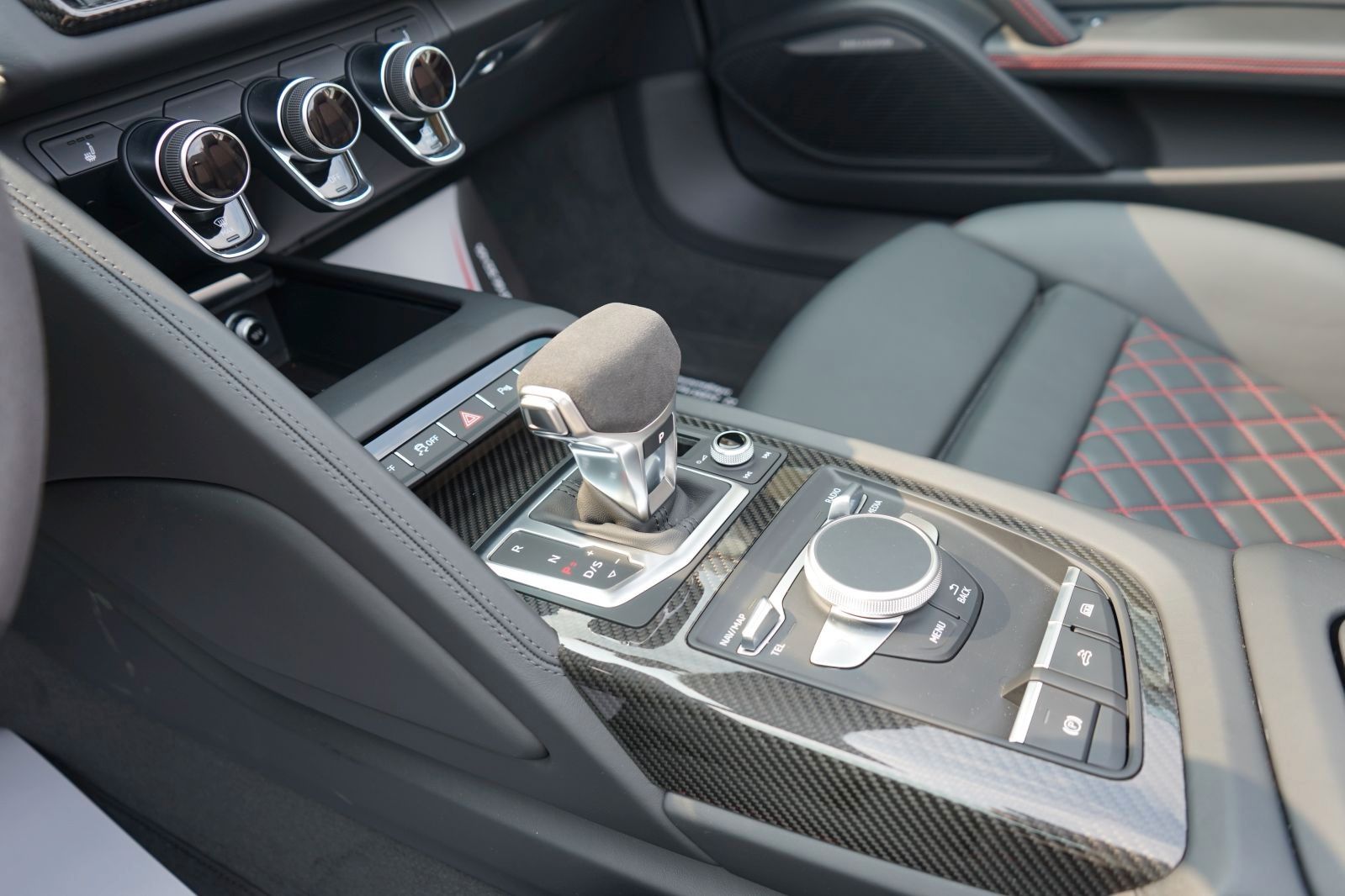 Audi R8 Spyder 5.2 FSI Quattro Performance - Samsaru's Car Outlet