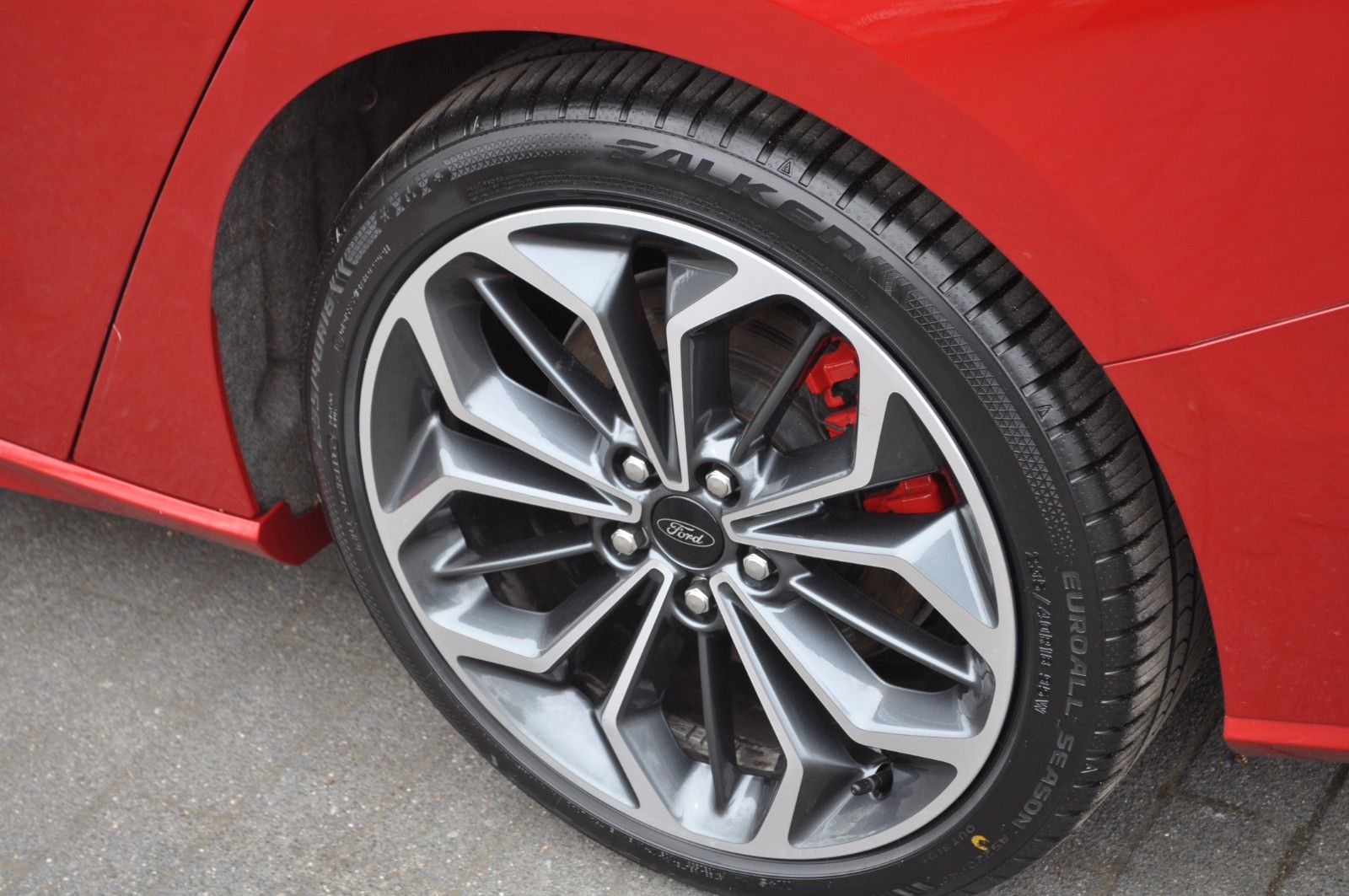 Ford Focus Turnier ST-LINE X/AUT/LED-MATRIX/PANODACH
